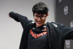 Karsa在中国队比赛中夺冠，爆冷引发热议！